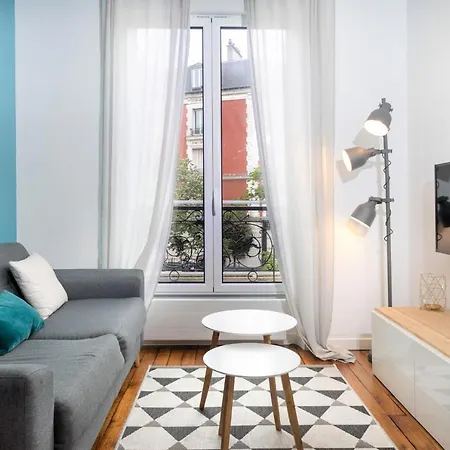 ★ Charmant/nice ★ Proche/near La Defense & Paris * La Garenne-Colombes