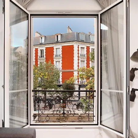 ★ Charmant/nice ★ Proche/near La Defense & Paris Apartment *